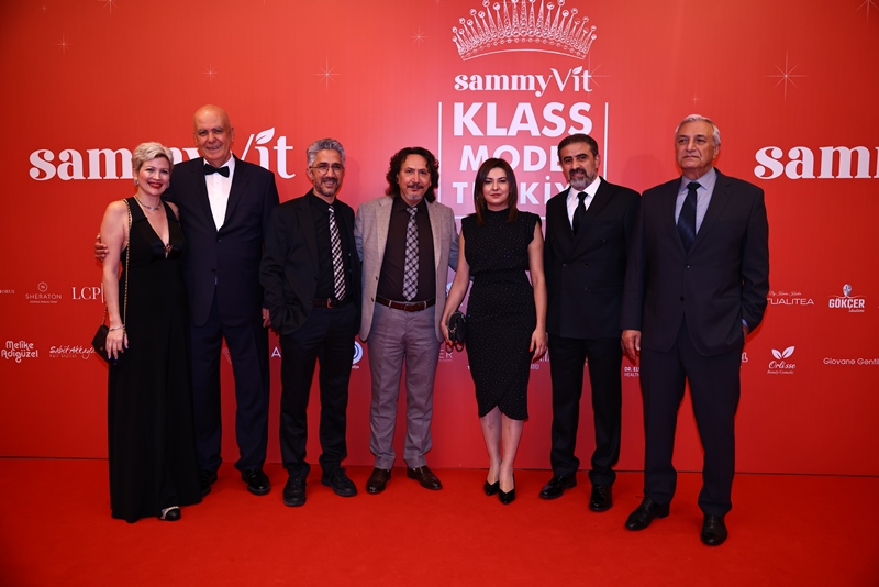 Sammyvit Klass Model Türkiye 2025 :  Ünlü �simler K�rm�z� Hal� ��kl���yla Oscar Gecesini Aratmad�